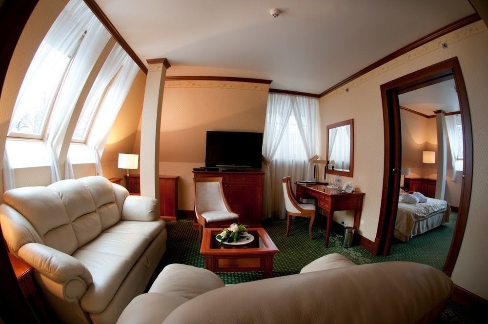 Park Hotel Szczecin Bagian luar foto