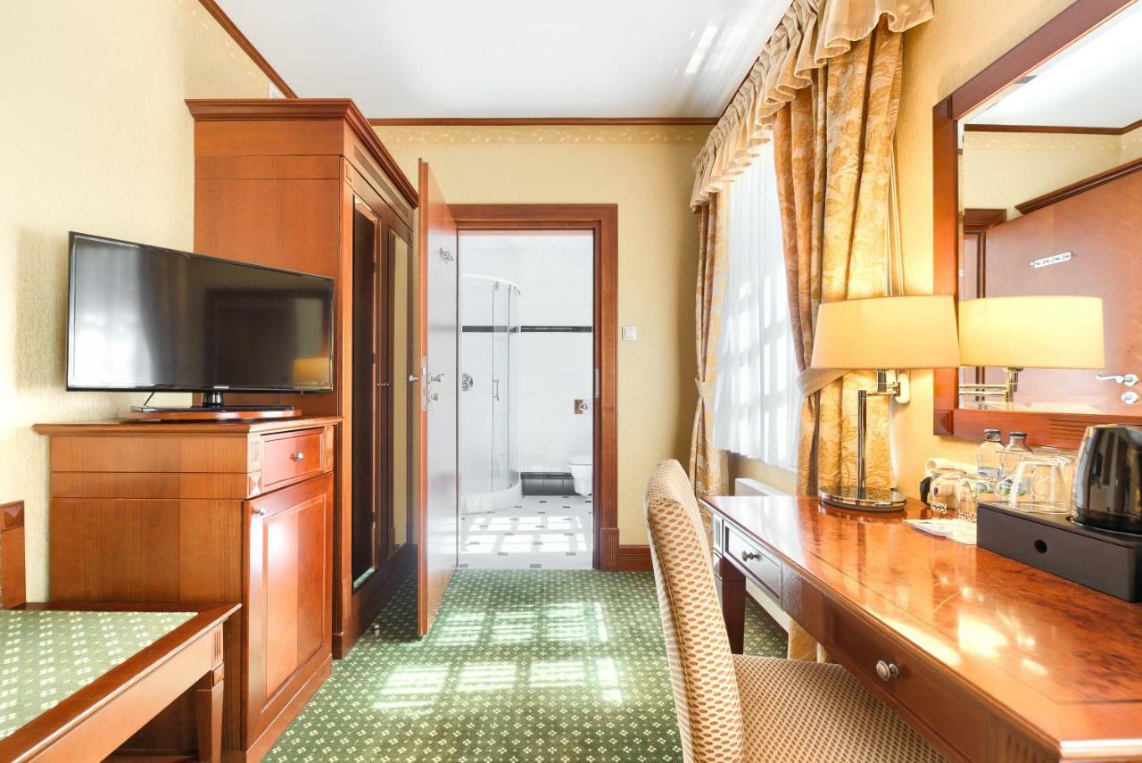 Park Hotel Szczecin Bagian luar foto